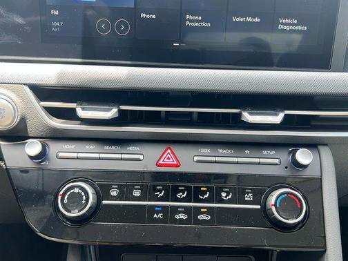 2025 Hyundai SONATA SE