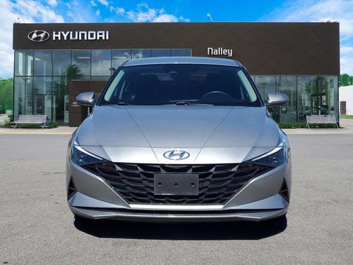 2021 Hyundai ELANTRA SE