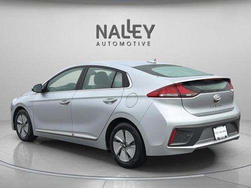 2022 Hyundai IONIQ Hybrid SE
