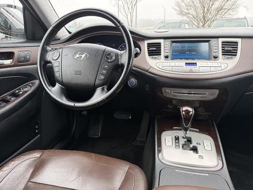 2014 Hyundai Genesis 3.8