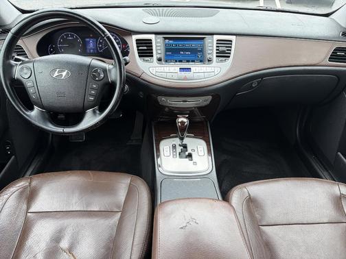 2014 Hyundai Genesis 3.8