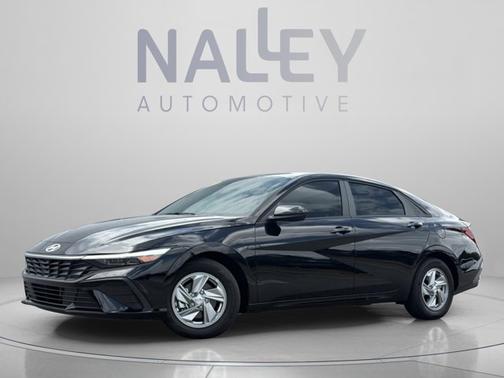 Black 2026 Hyundai ELANTRA SE