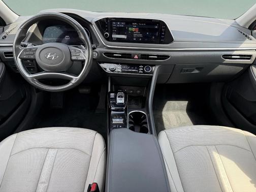 2021 Hyundai SONATA Limited