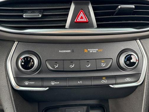 2019 Hyundai SANTA FE 2.4 SE