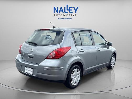 2011 Nissan Versa 1.8 S