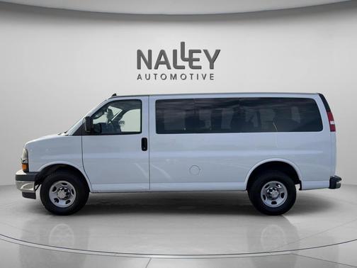 2020 Chevrolet Express 2500 LT