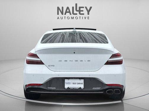 2023 Genesis G70 2.0T
