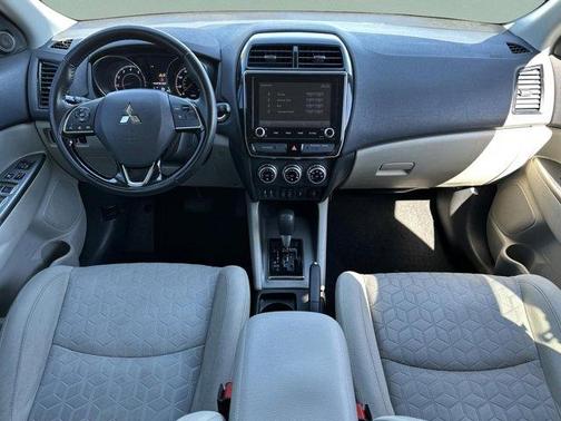 2020 Mitsubishi Outlander Sport SE