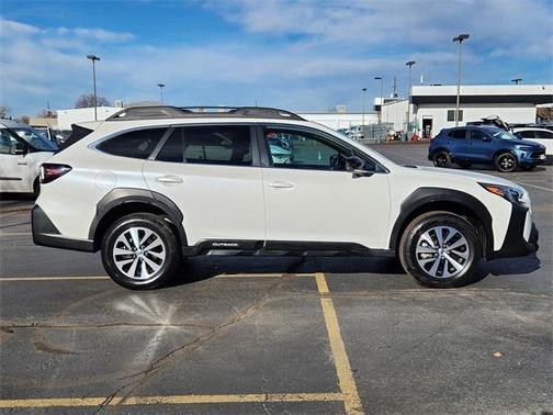 2023 Subaru Outback Premium