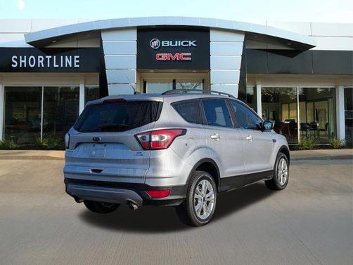 Ingot Silver 2017 Ford Escape SE