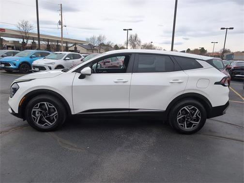 2024 Kia Sportage LX