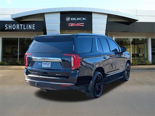 2023 GMC Yukon SLT