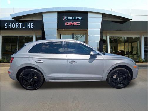 Florett Silver Metallic 2019 Audi Q5 2.0T Premium Plus