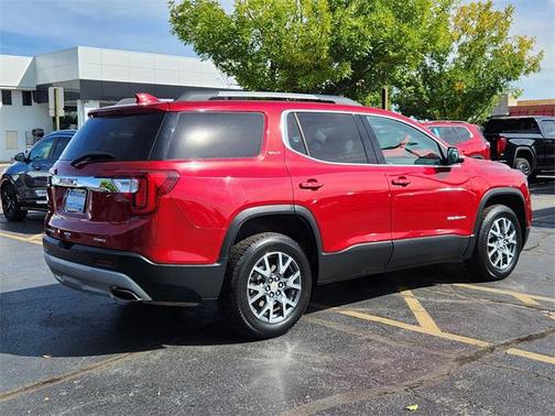 2023 GMC Acadia AWD SLT