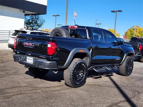 2024 GMC Canyon AT4X