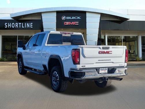 2022 GMC Sierra 2500 SLT