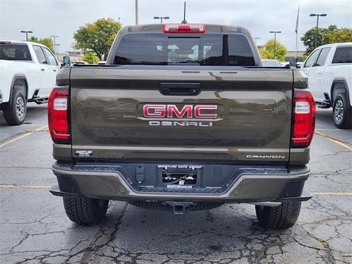 2025 GMC Canyon Denali