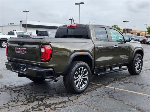 2025 GMC Canyon Denali
