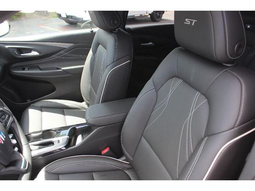 Ceramic 2026 Buick Envista Sport Touring FWD