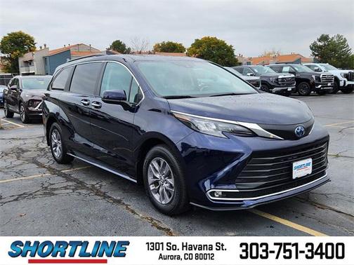 2024 Toyota Sienna XLE