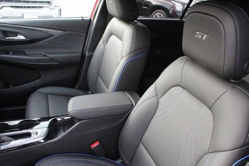 2026 Buick Envista Sport Touring FWD