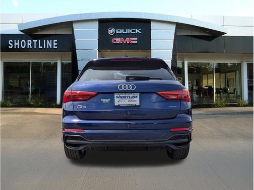 Navarra Blue Metallic 2023 Audi Q3 45 S line Premium Plus