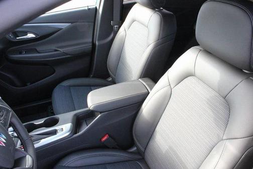 2025 Buick Envista Preferred FWD