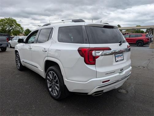 2020 GMC Acadia Denali