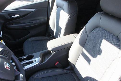 2025 Buick Envista Preferred FWD