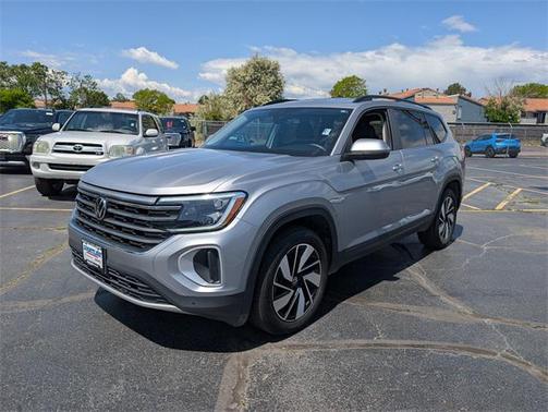2024 Volkswagen Atlas 2.0T SE w/Technology 4MOTION