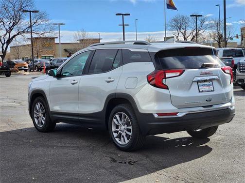 2022 GMC Terrain SLT