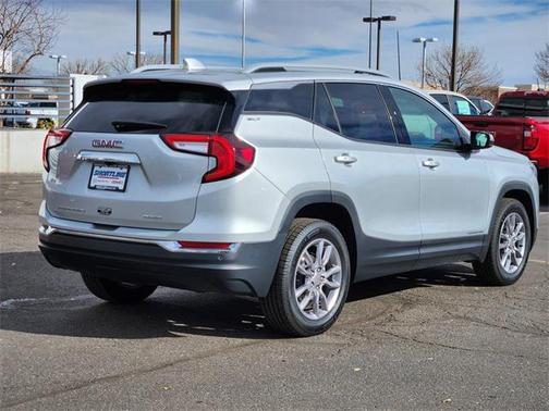 2022 GMC Terrain SLT