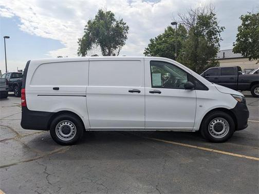 2021 Mercedes-Benz Metris Base