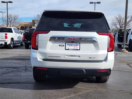 2022 GMC Yukon SLT