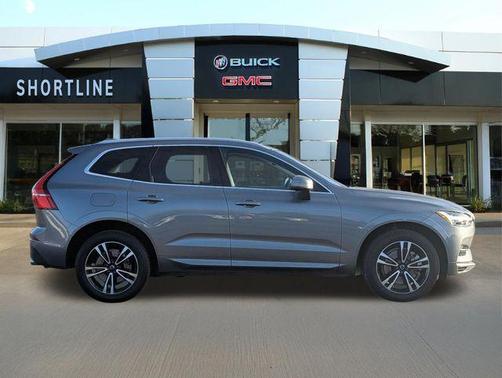 Gray 2020 Volvo XC60 Recharge Plug-In Hybrid T8 Momentum