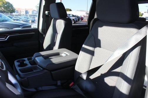 2026 GMC Sierra 3500 SLE