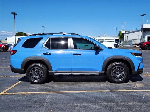 2023 Honda Pilot AWD TrailSport