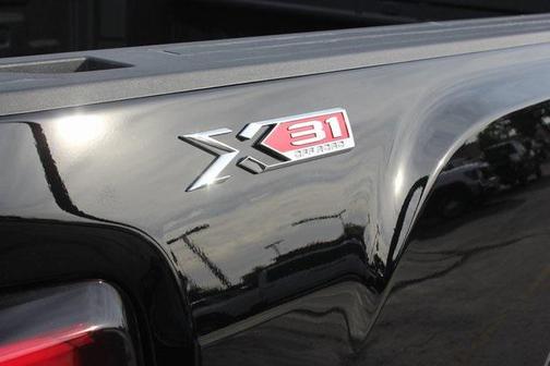 2025 GMC Sierra 2500 SLT
