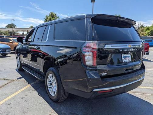2021 Chevrolet Suburban LS