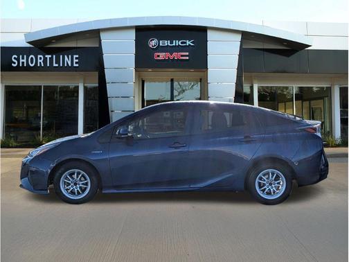 2016 Toyota Prius Two