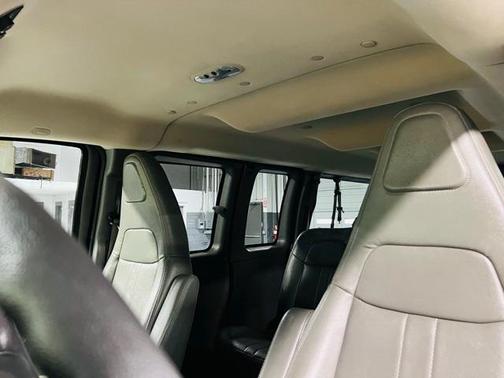 2020 GMC Savana 3500 LS