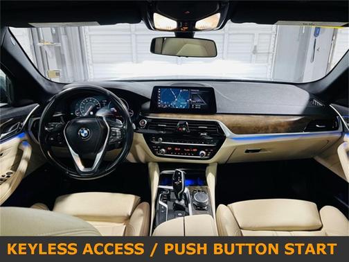 2019 BMW 540 i