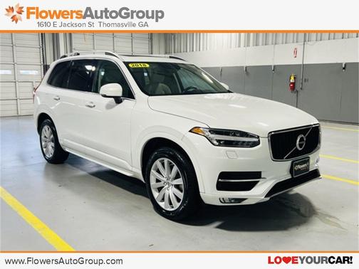 2018 Volvo XC90 T6 Momentum