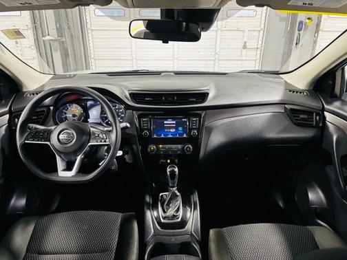 2022 Nissan Rogue Sport S