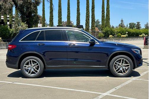 2017 Mercedes-Benz GLC 300 4MATIC