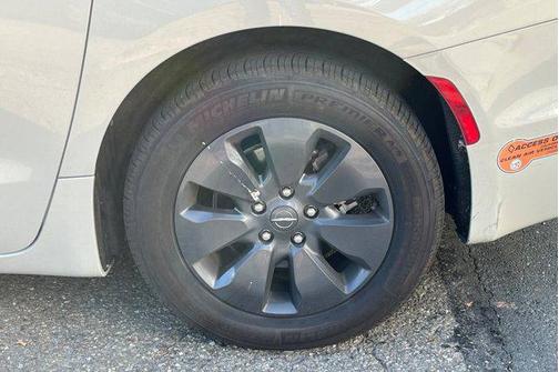 2020 Chrysler Pacifica Hybrid Touring L