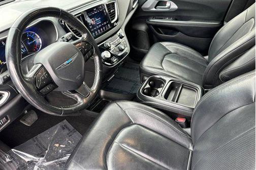 2020 Chrysler Pacifica Hybrid Touring L