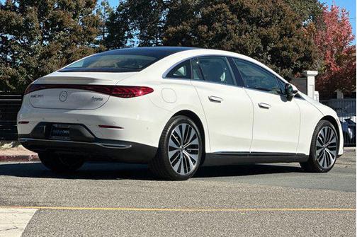 2025 Mercedes-Benz EQE 350 4MATIC