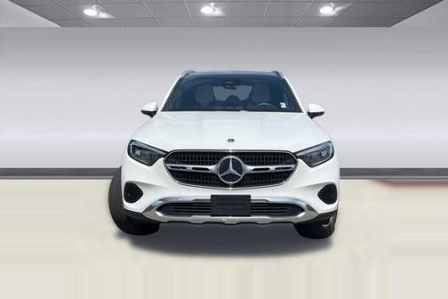 Polar White 2025 Mercedes-Benz GLC 300 4MATIC