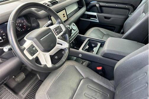 Santorini Black Metallic 2020 Land Rover Defender 110 SE